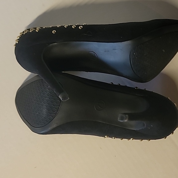 Mossimo size 7.5 Black suede like material gold studded detail oheel 4” heel - Picture 6 of 8